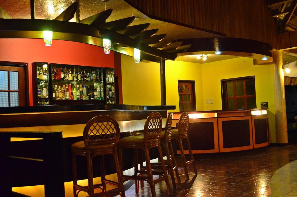 Veraneante Resort Panglao Exterior photo
