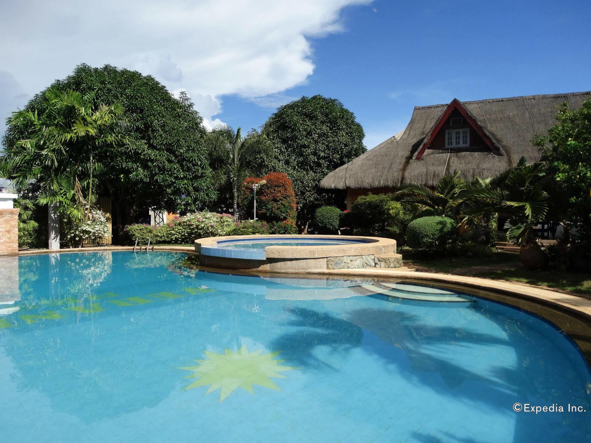 Veraneante Resort Panglao Exterior photo
