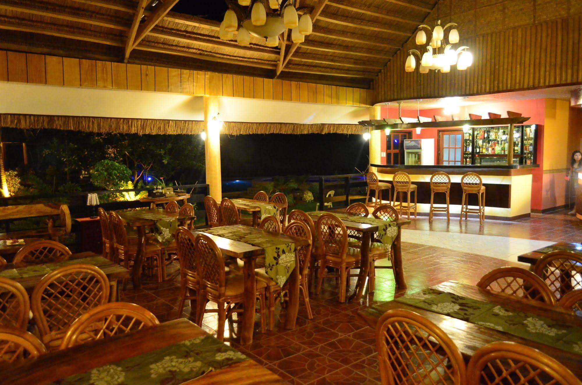 Veraneante Resort Panglao Exterior photo