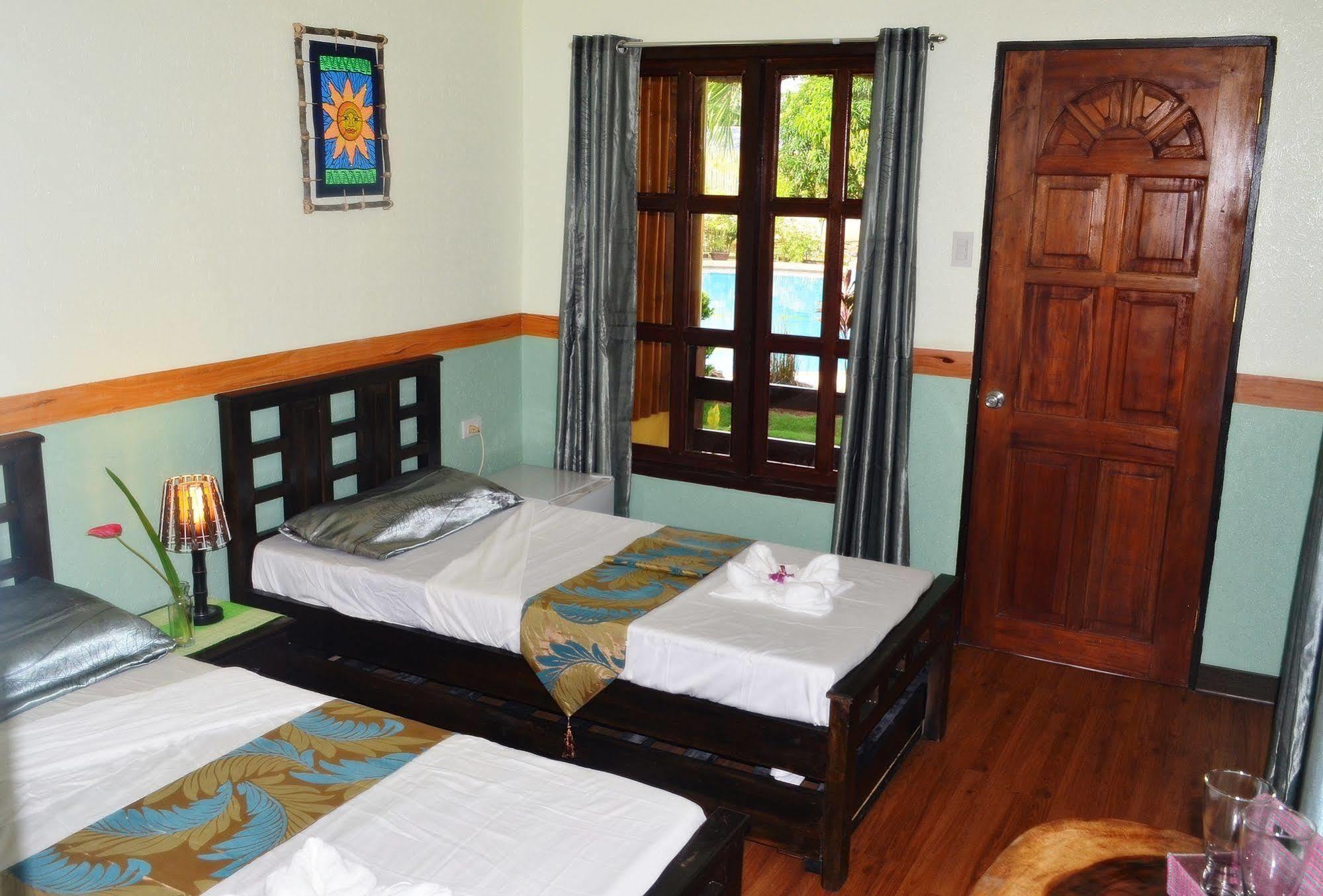 Veraneante Resort Panglao Exterior photo